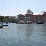 Fondato nel 1929, � ubicato in modo suggestivo a ridosso del Teatro Margherita...